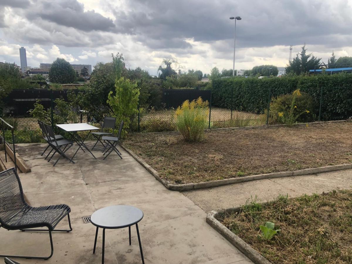 Chill And Sun, 2 Chambres Calme Avec Terrasse Et Parking Metz Esterno foto